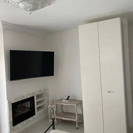 Concetta בית הארחה מגדל אגם פוצ'יני